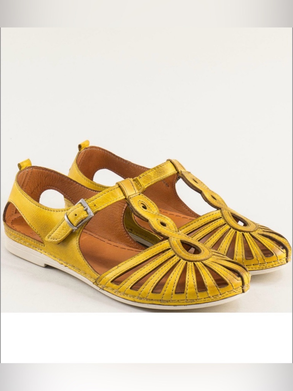 Spring Step Makeda Yellow Cutout T-Strap Sandals Women’s Size 38